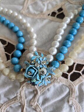 VTG 1961 Turquoise-Pearl-Alabaster Necklace with Floral Clasp
